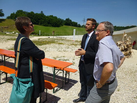 Bürgermeister Marcus Bremer mit Andreas Stoch und Leni Breymaier im Archäopark