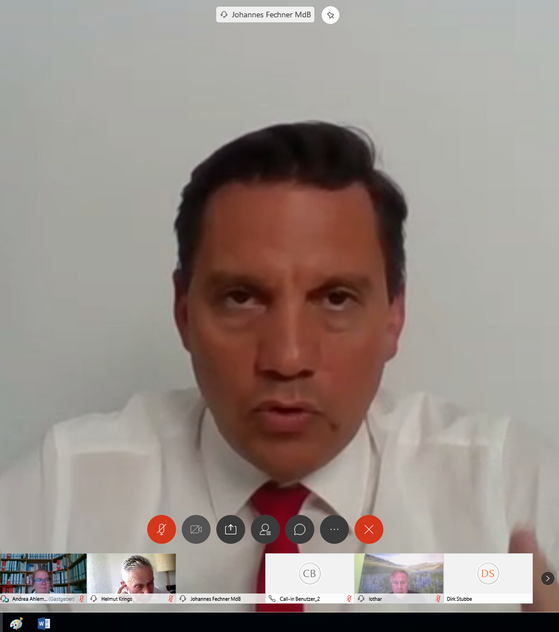 Dr. Johannes Fechner beim Online Vortrag